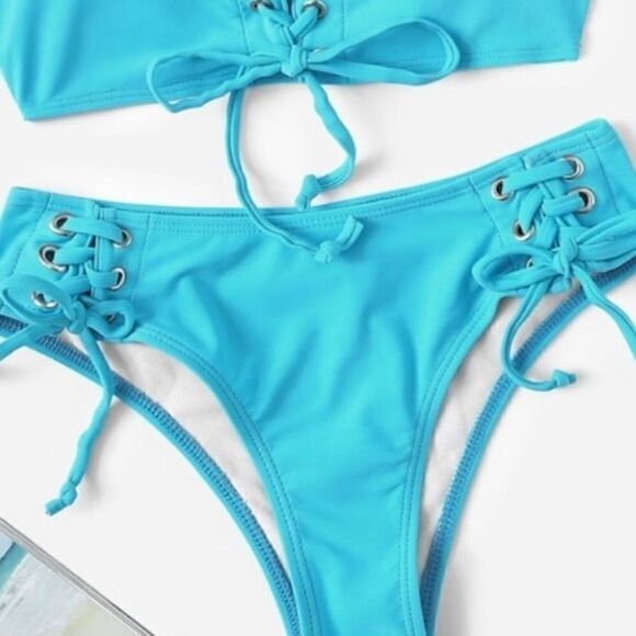 Lace  Up ‎ Bikini - Picture 10 of 14